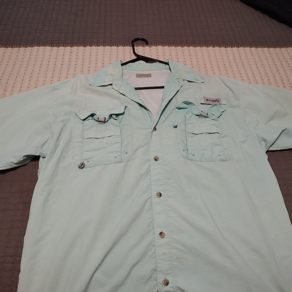 Short sleeve Columbia fishing shirt - Picture 1 of 3